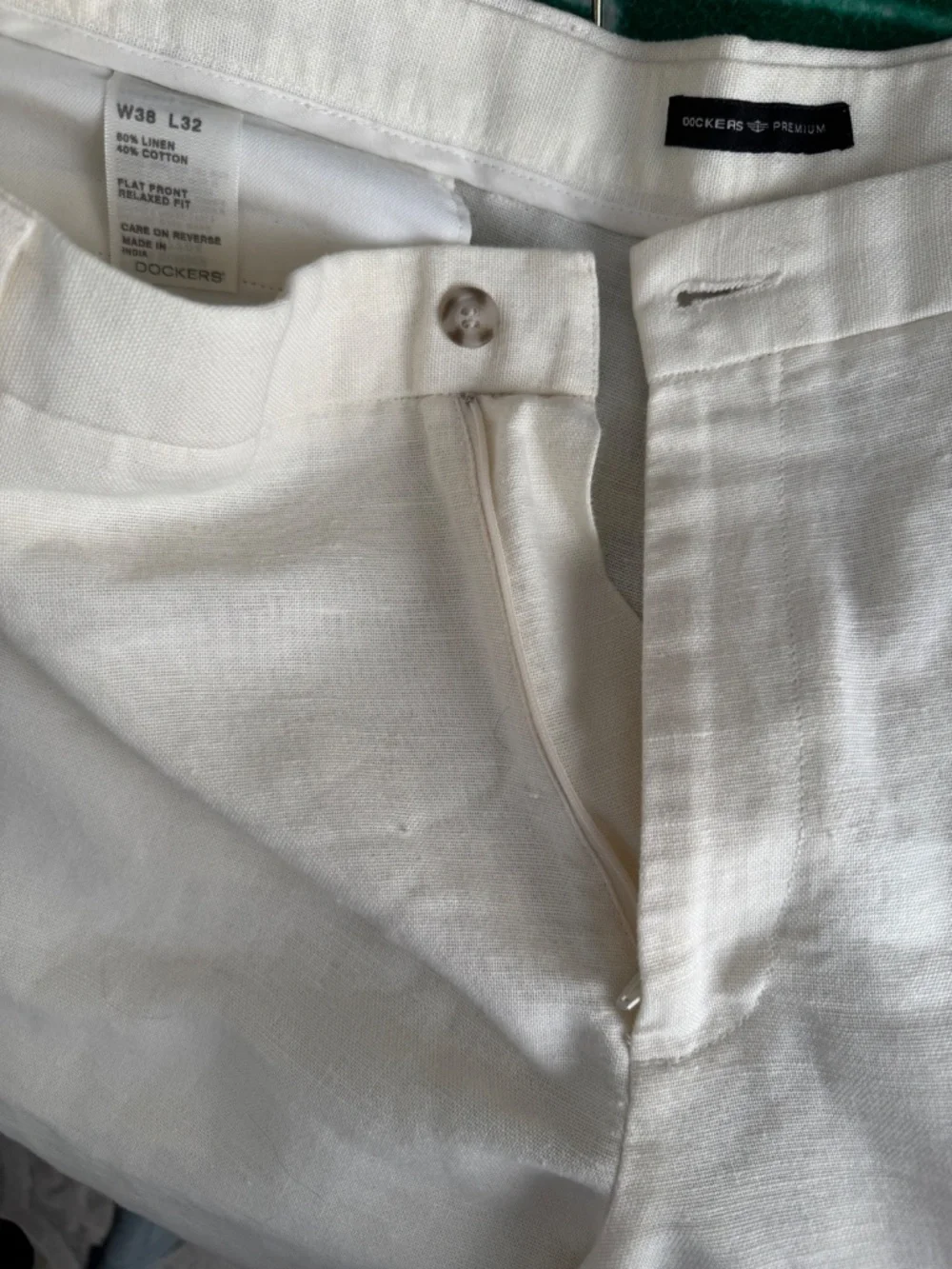 Dockers Premium Men's Off-White Linen Cotton Relaxed Fit Flat Front Pants 38x32